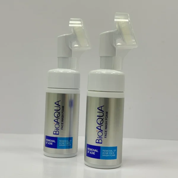 فوم شست‌ و شوی صورت براش‌داربیواکوا6745654654