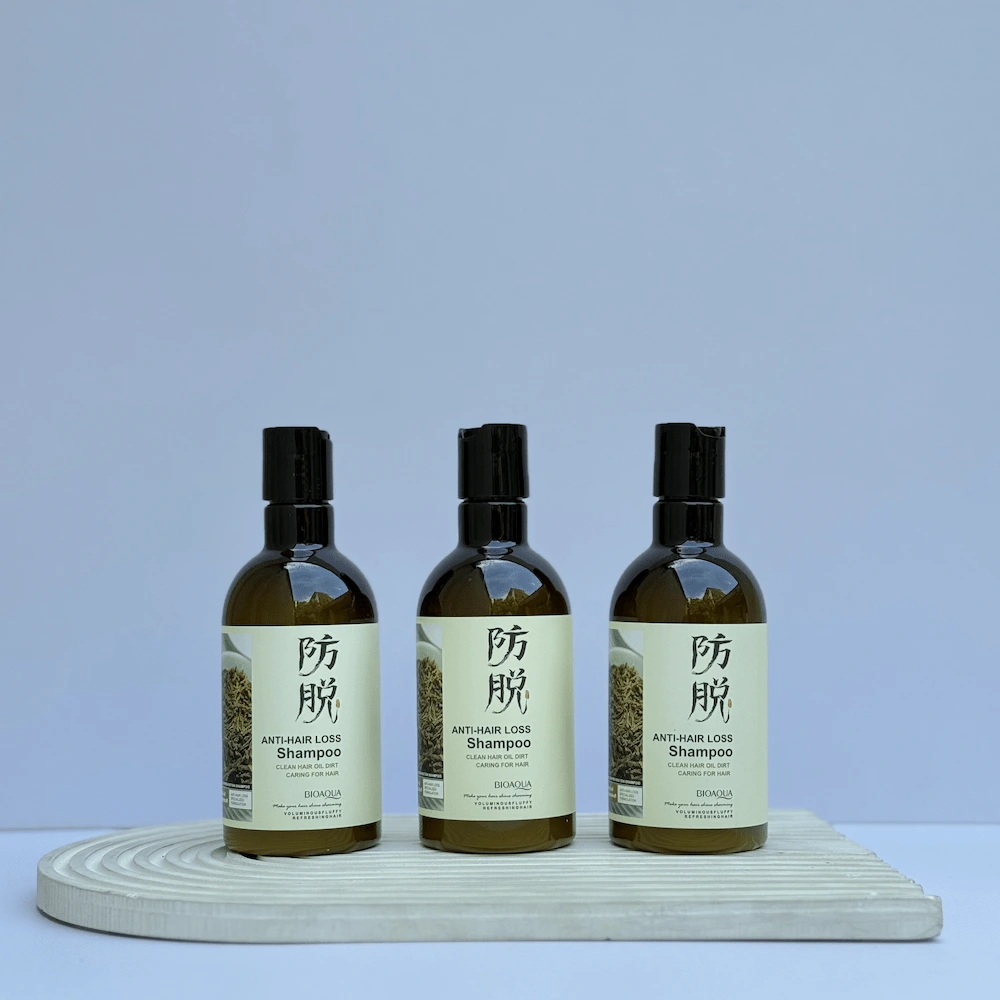 IMG_1499 شامپو ضدریزش مو رزماری بیواکوا 250 میل | Bioaqua Rosemary Anti - Image 1